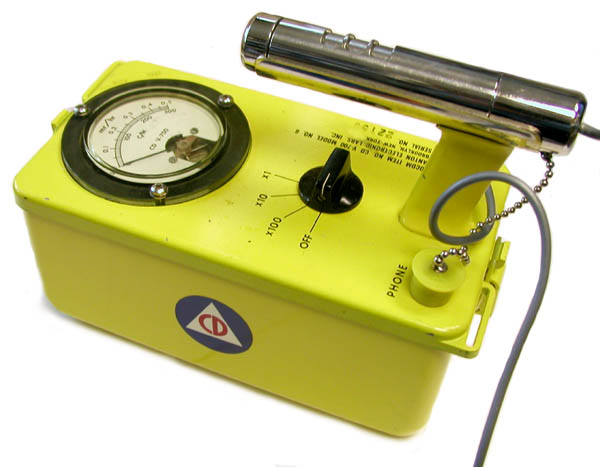 CD V-700 GM Survey Meter