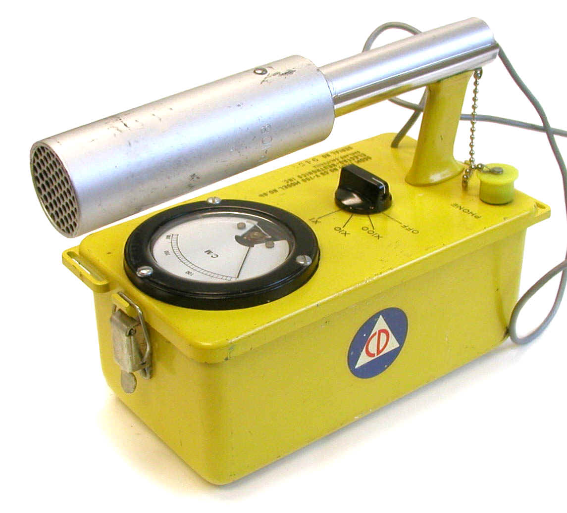 CD V-700M GM Detector