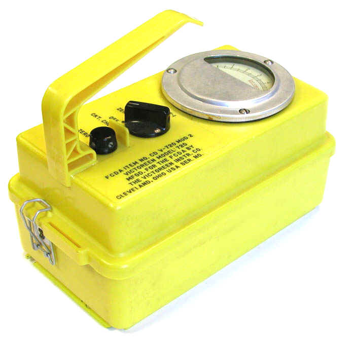 CD V-720 Ion Chamber Survey Meter