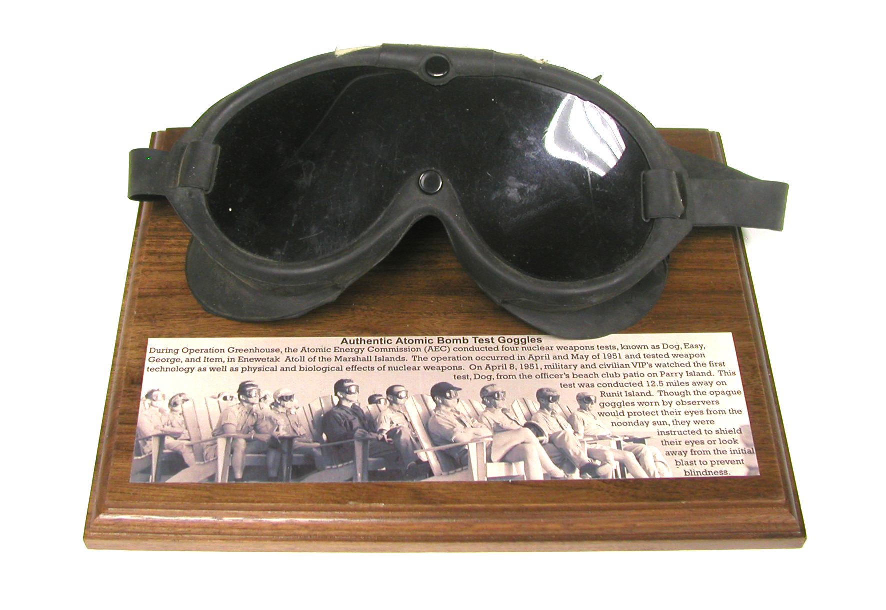 Atomic goggles