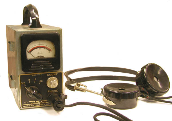 Detectron Corporation Model DG-2 Geiger Mueller Survey Meters