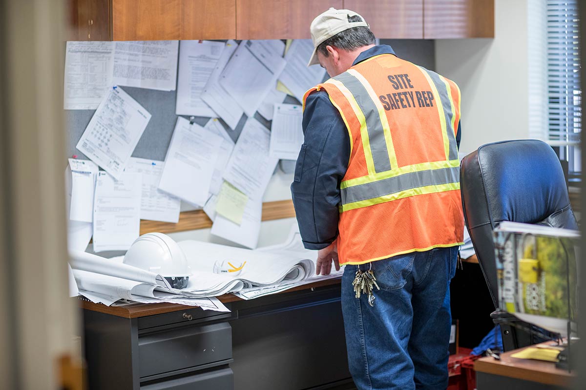 ORAU site safety rep conducting a workplace inspection