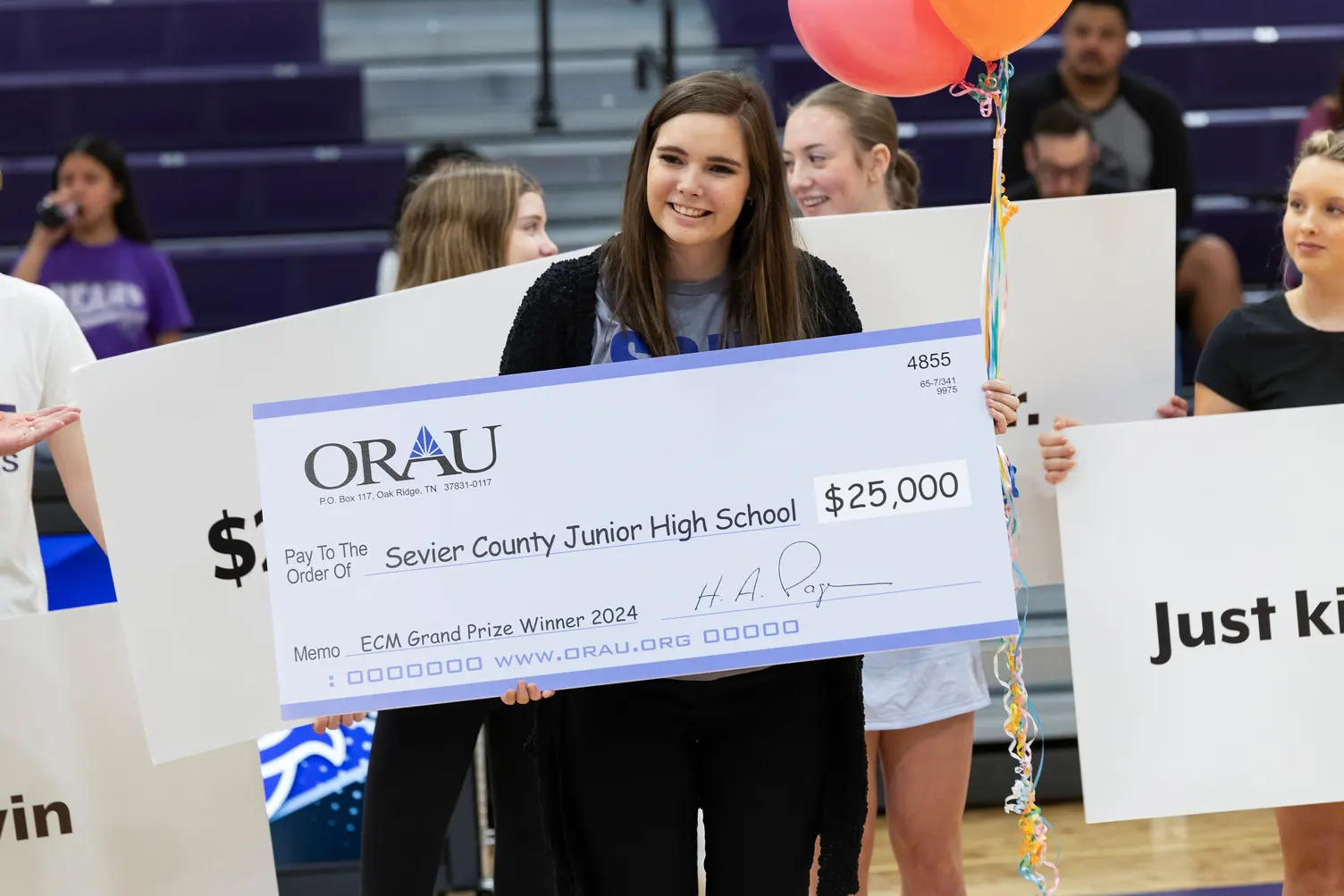 Shelby Woods, a computer science teacher at Sevier County Junior High School in Sevierville, Tennessee, was named winner of the $25,000 grand prize in ORAU’s 2024 Extreme Classroom Makeover.