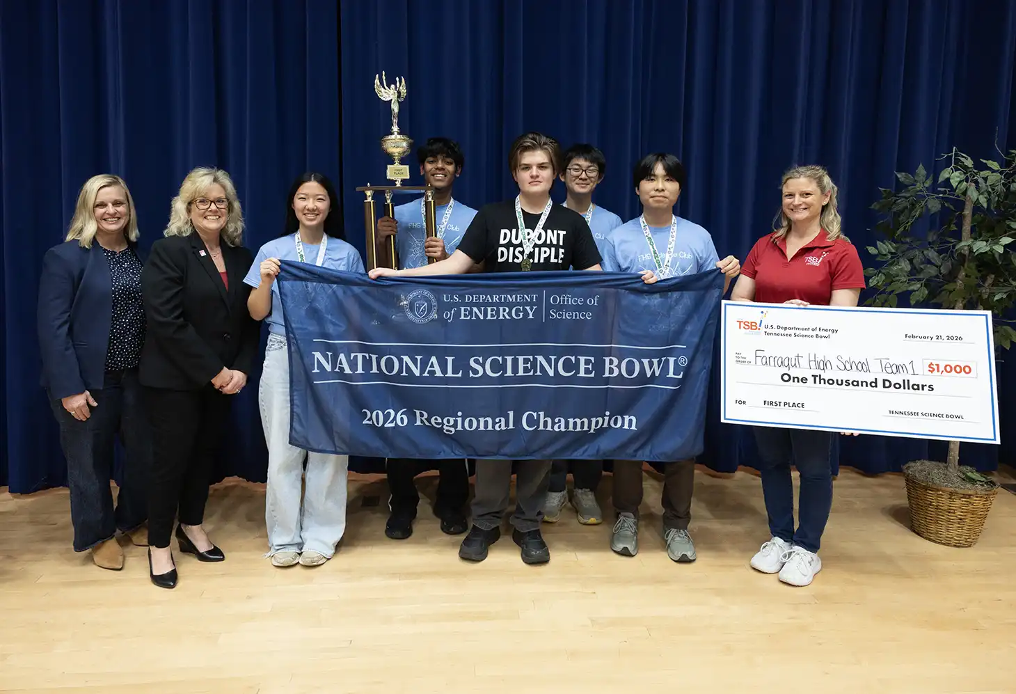 1st-place-farragut-team-1.webp